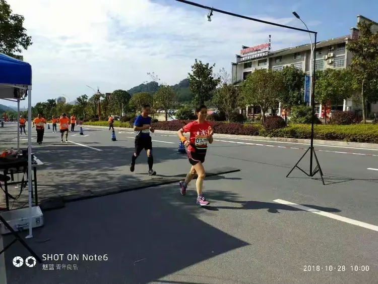 巴塞罗那遇强队考验，势如破竹能否一路前行？的简单介绍