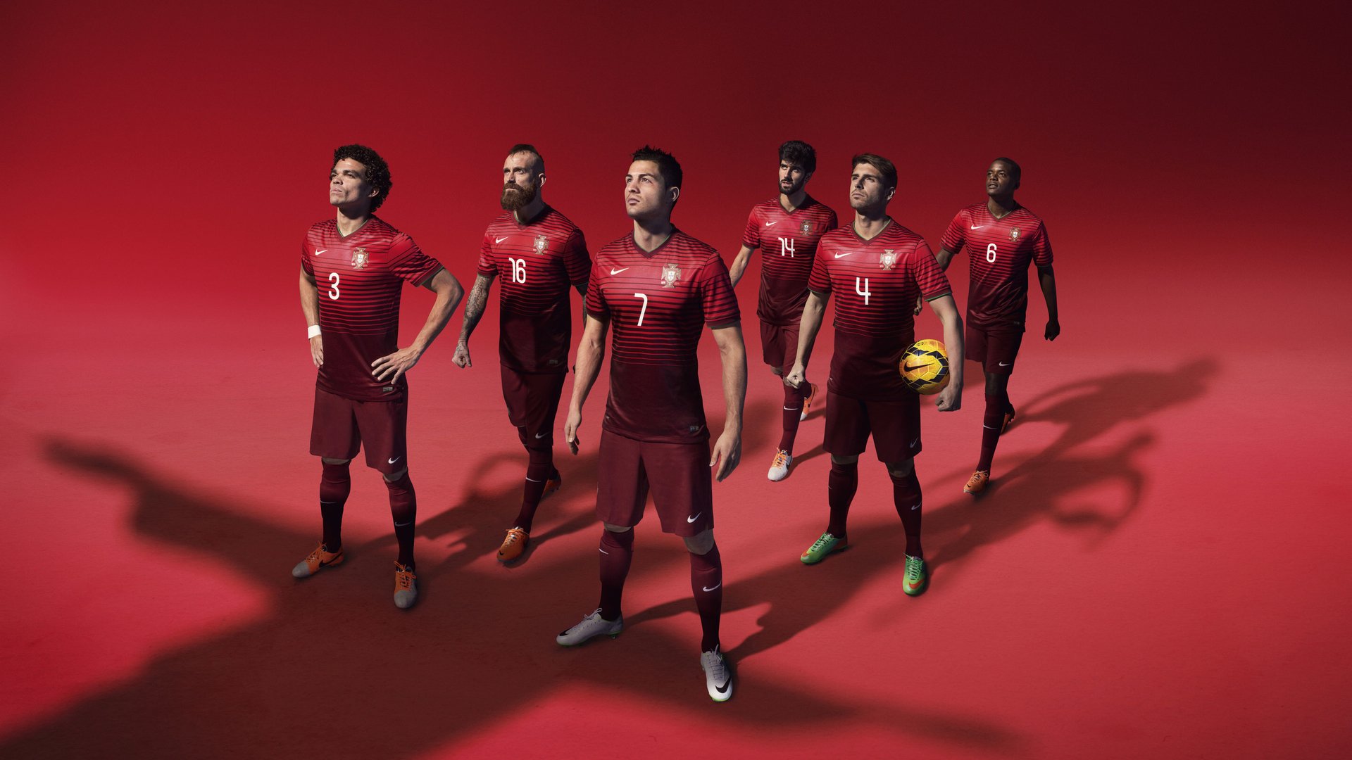 银箭破晓，当汉密尔顿的永恒瞬间碾压法拉利的红色传奇